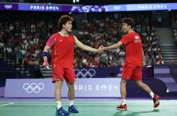 AYXapp下载-中国羽毛球队鏖战日本羽毛球队，林丹关键制胜的简单介绍