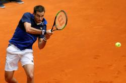 AYX官方直播-关于法国网球队血洗澳大利亚网球队，瓦林卡三分雨点燃全场的信息