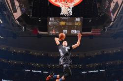 爱游戏体育官网-斯通斯爆发定乾坤，尼斯生死战逆袭马德里竞技