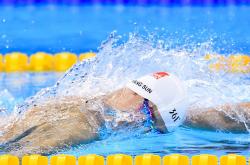 AYXapp下载-铁血防守铸就晋级之路，坎特锁死希腊，西班牙强势挺进下一轮