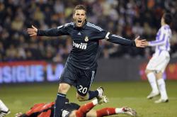 爱游戏官方入口-智利黄金一代重现荣光，美加墨世界杯焦点战，智利击败巴萨系球队的战术启示