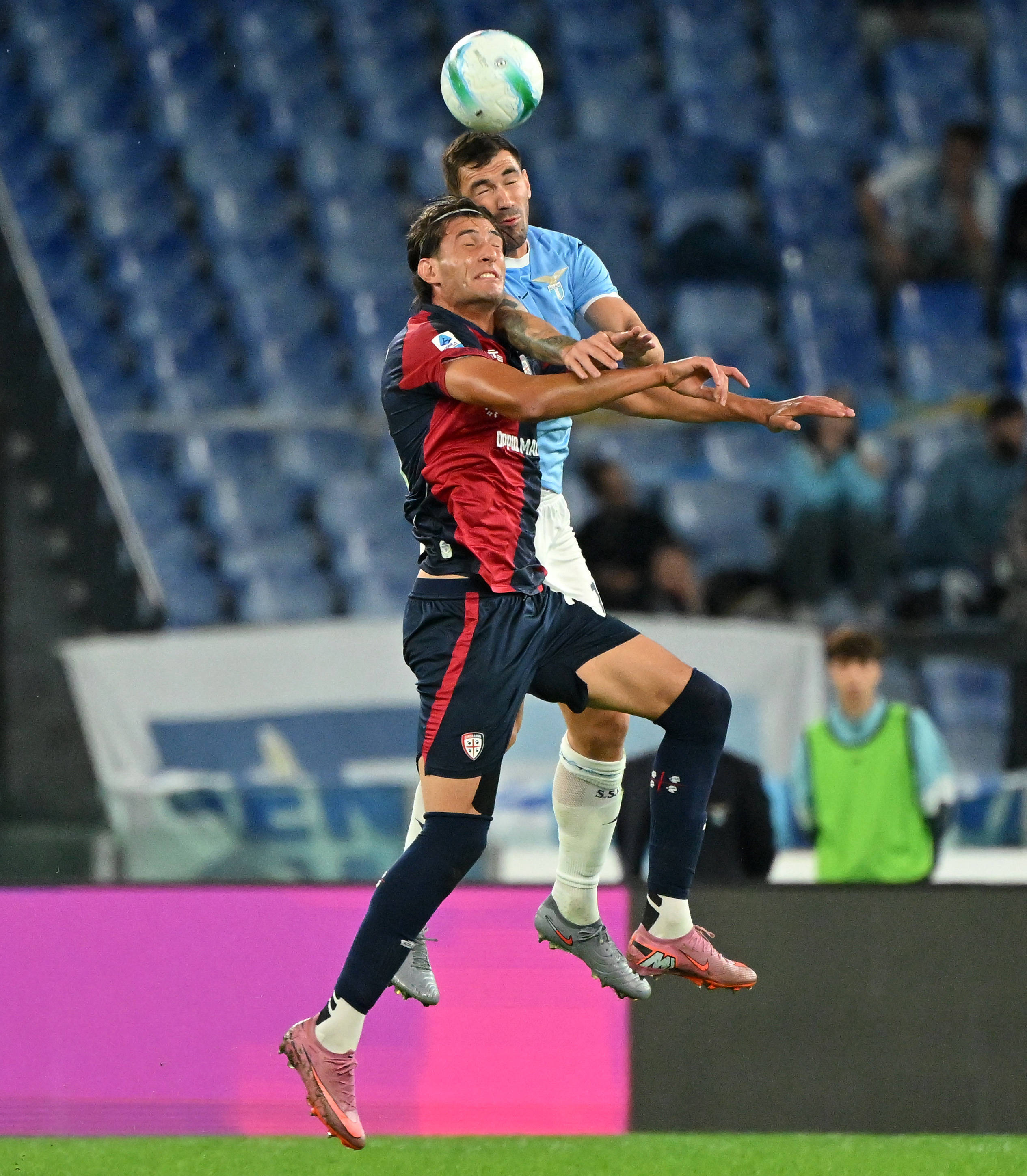 意大利足坛比赛中球队的严格训练