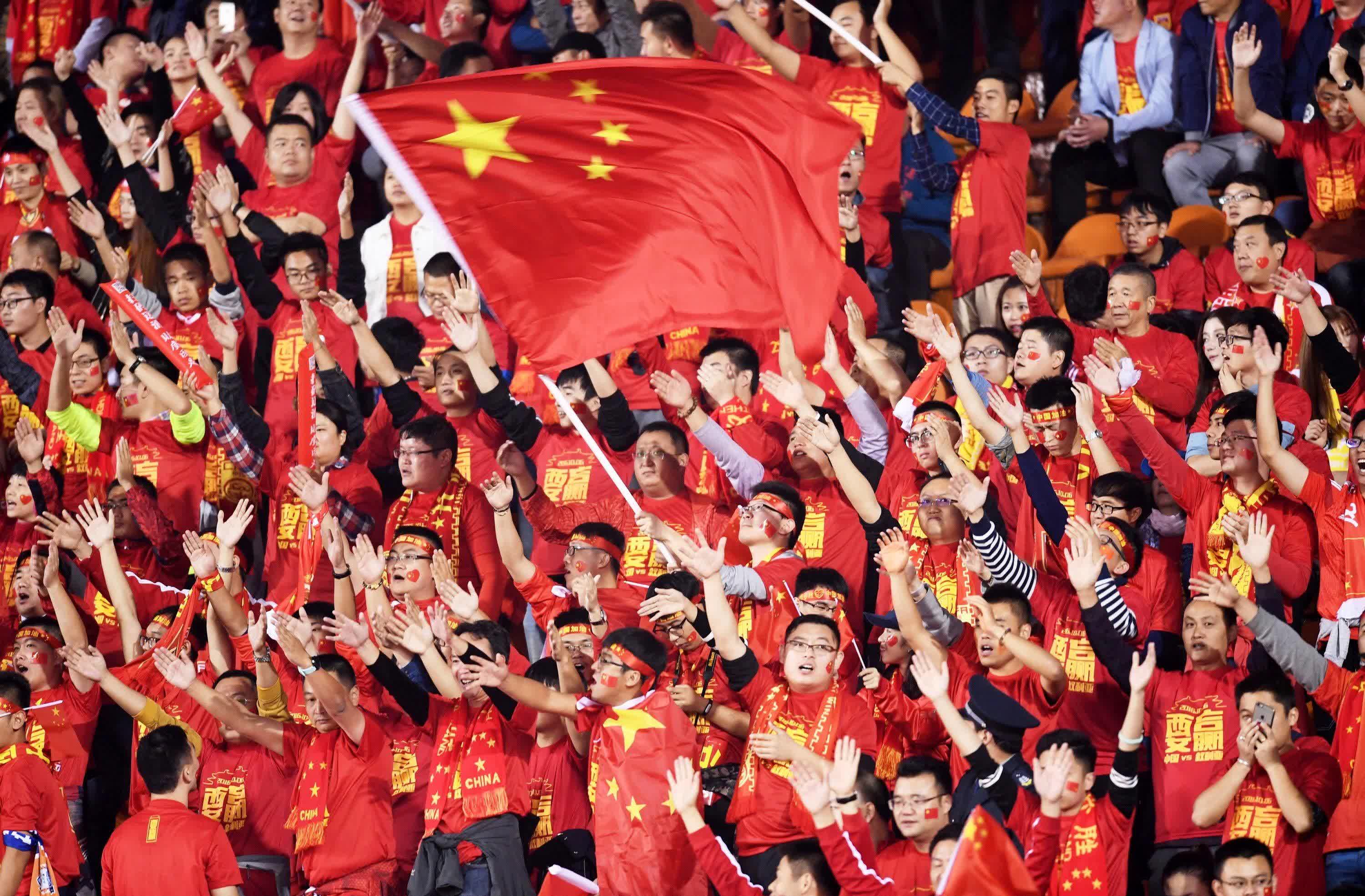 包含国家队取得胜利，晋级比赛下一轮的词条