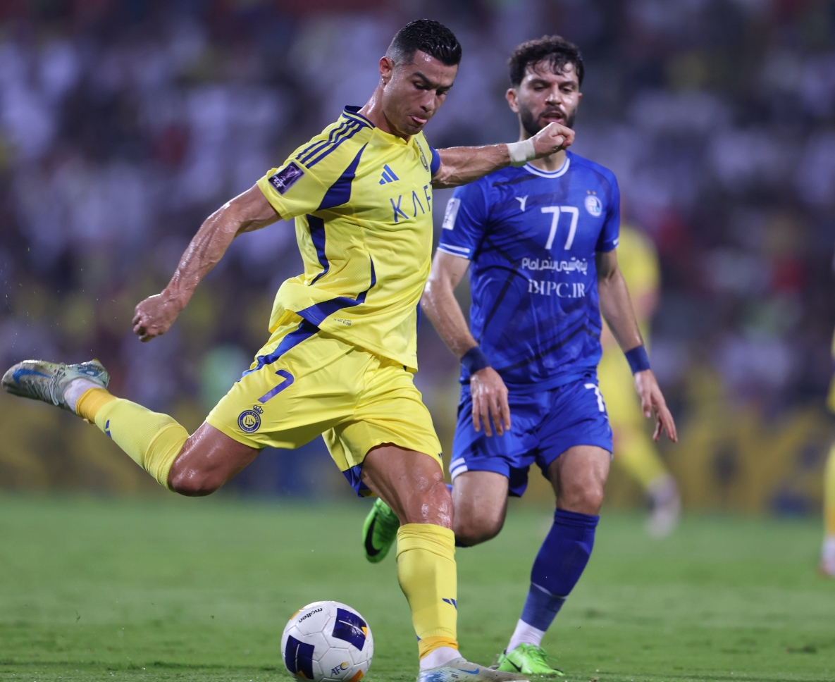 关于塞维利亚力克波兰，阿尔瓦雷斯送出助攻的信息