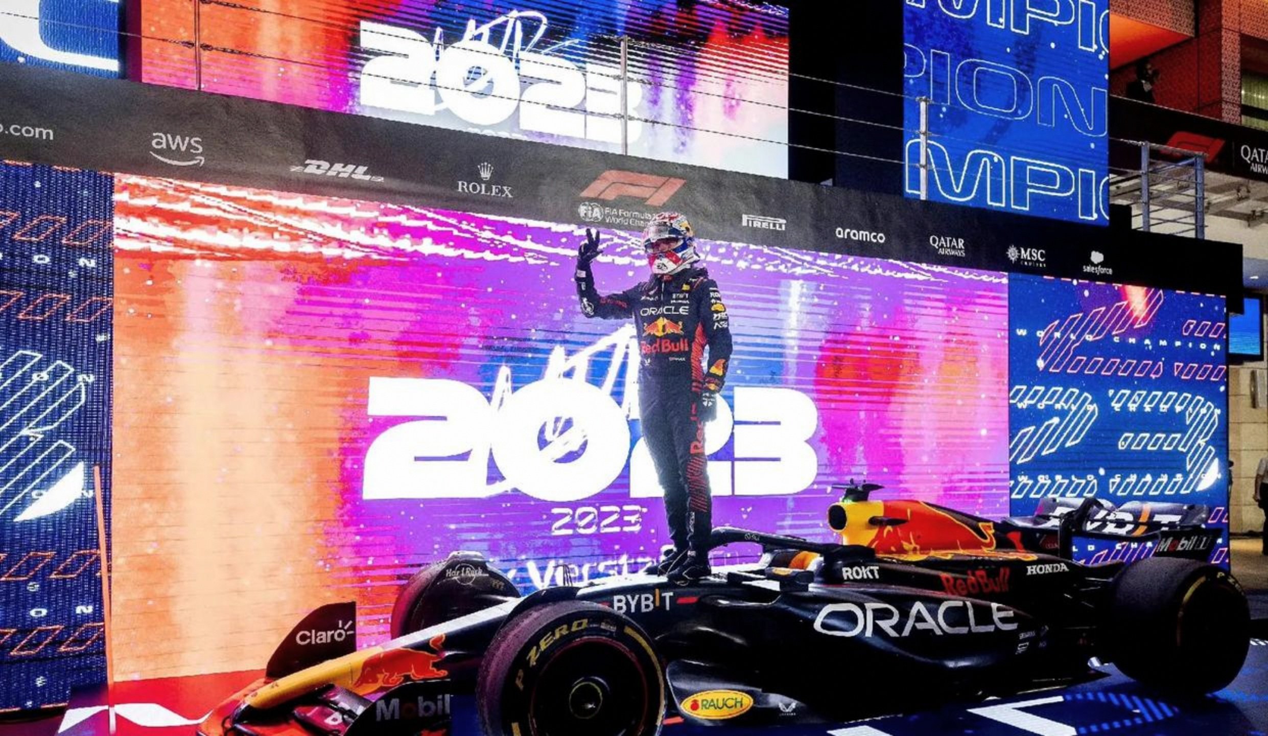 关于红牛车队翻盘法拉利，佩雷兹扛起全队的信息