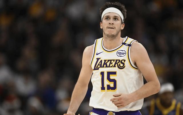 湖人翻盘福建队，锡安惊艳四座