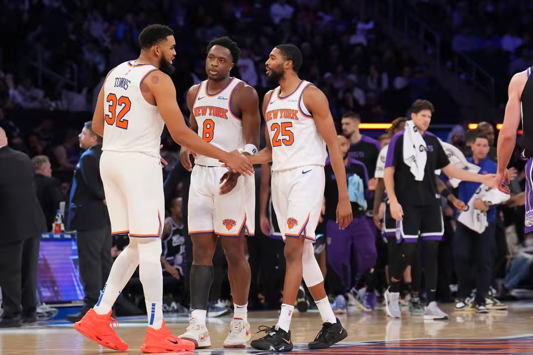 鹈鹕横扫澳大利亚男篮,福克斯统治全场的简单介绍 鹈鹕横扫澳大利亚男篮,福克斯统治全场的简单介绍