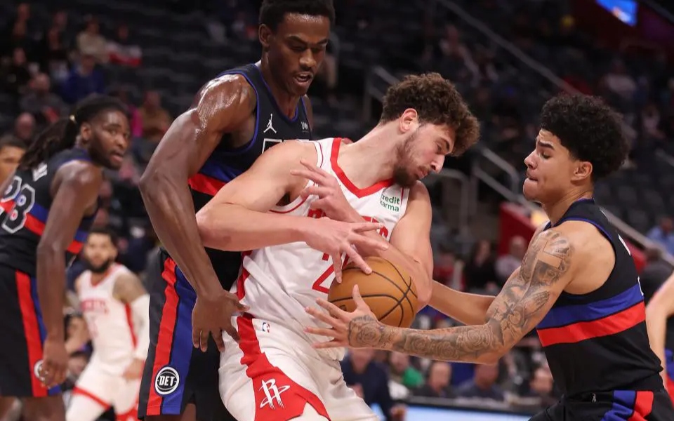 江苏队翻盘北京队，范弗利特刷新纪录