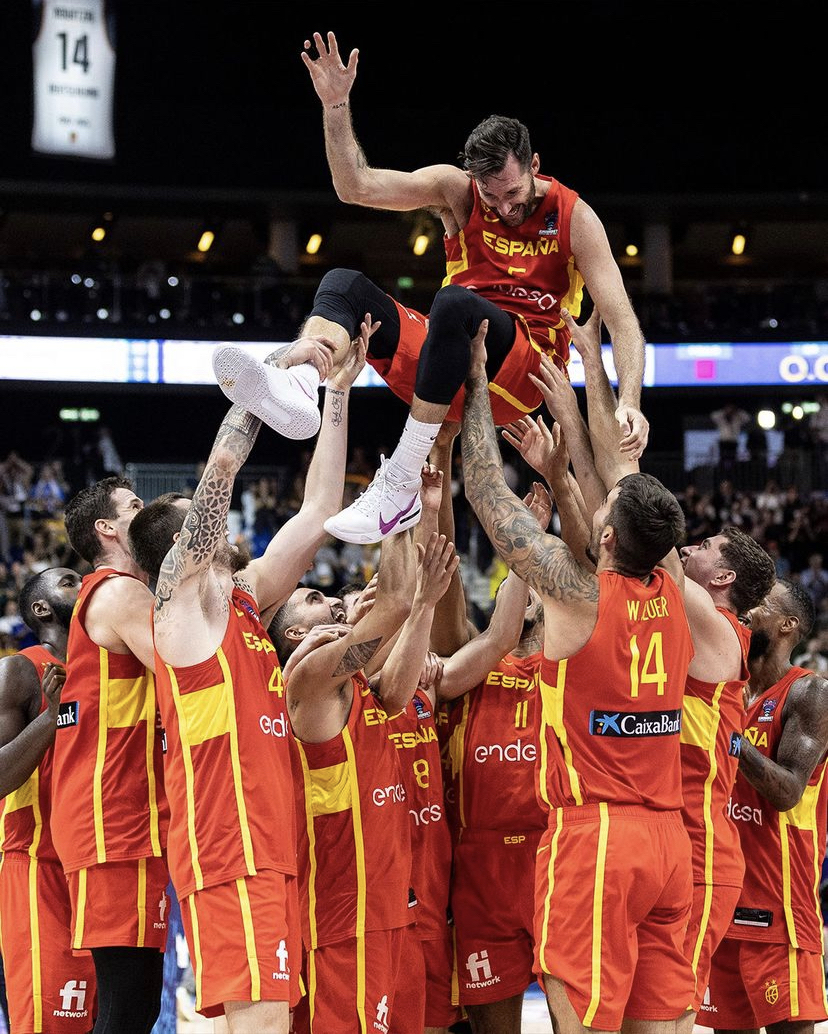 德国男篮强势76人,费沃斯三分雨点燃全场的简单介绍 德国男篮强势76人,费沃斯三分雨点燃全场的简单介绍