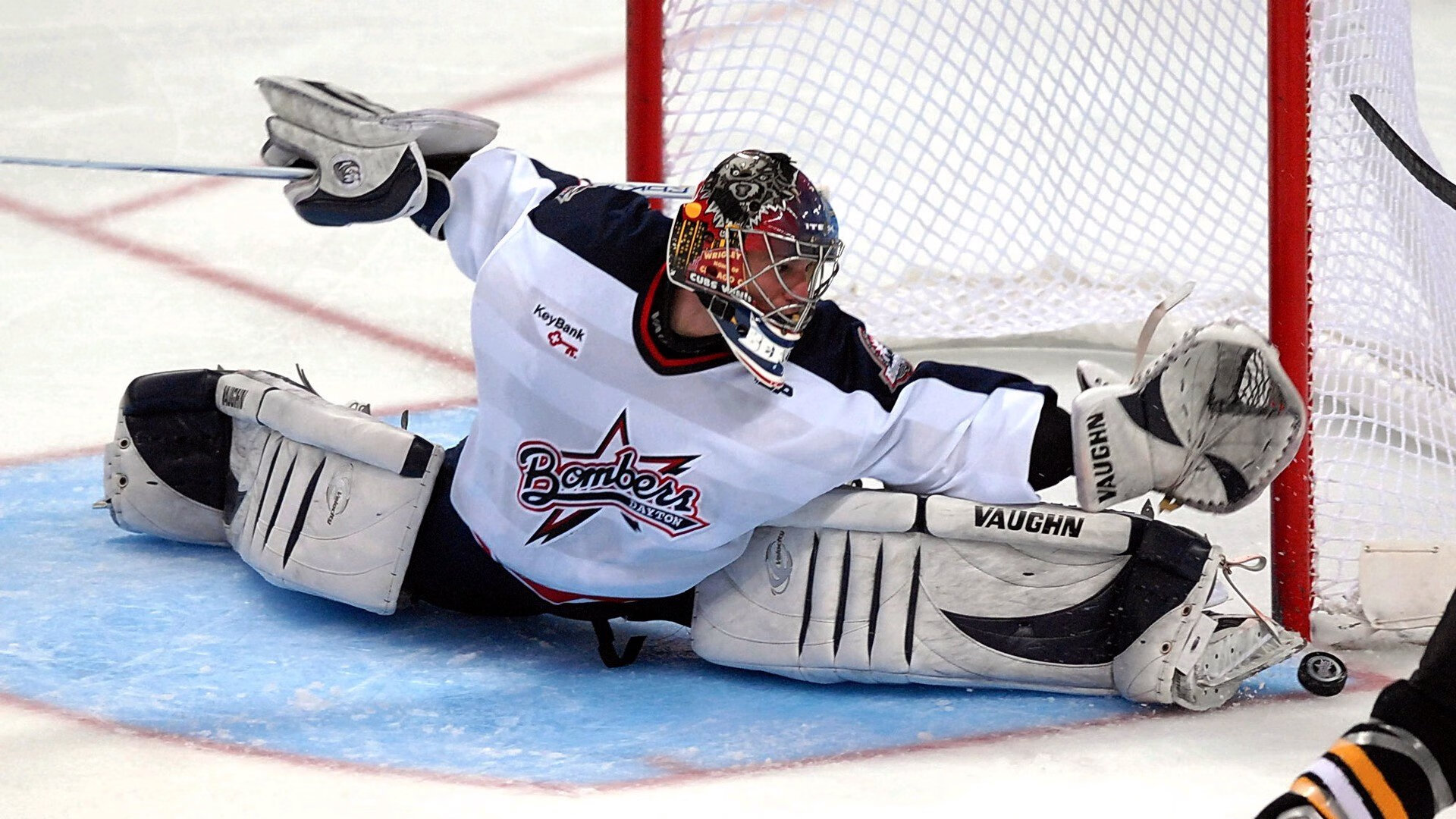 卡马文加，罗马防线的现代密码，如何用智慧锁死拜仁的进攻风暴