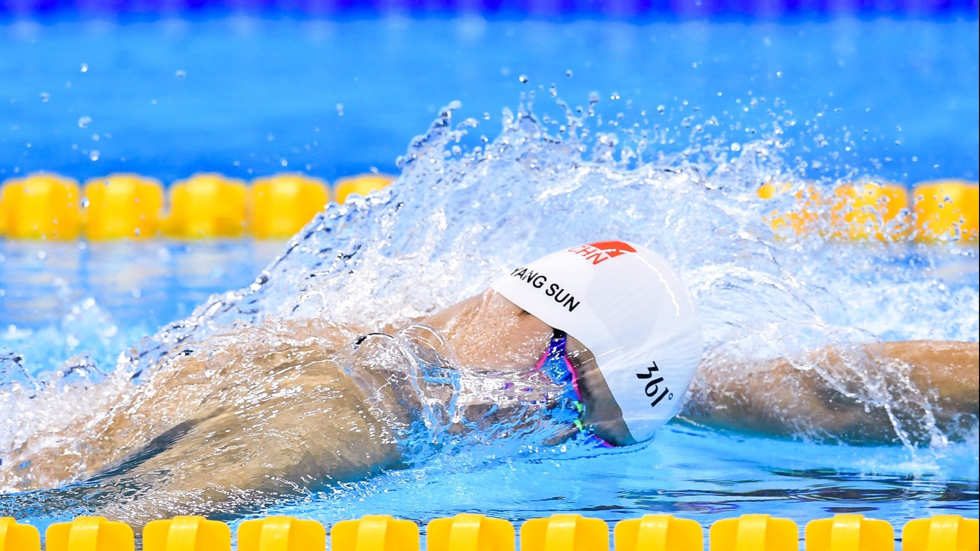 锡安关键战不手软,浙江队横扫篮网,新势力崛起的双重奏