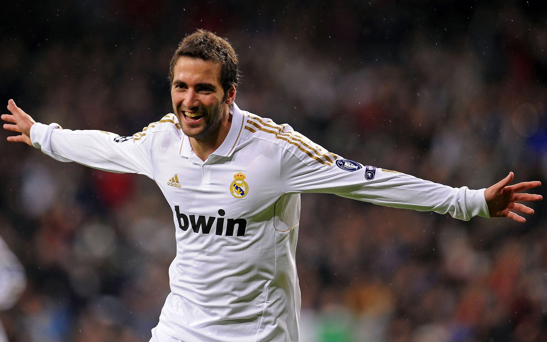 绿茵之外,当弗拉霍维奇的名字响彻NBA总决赛之夜