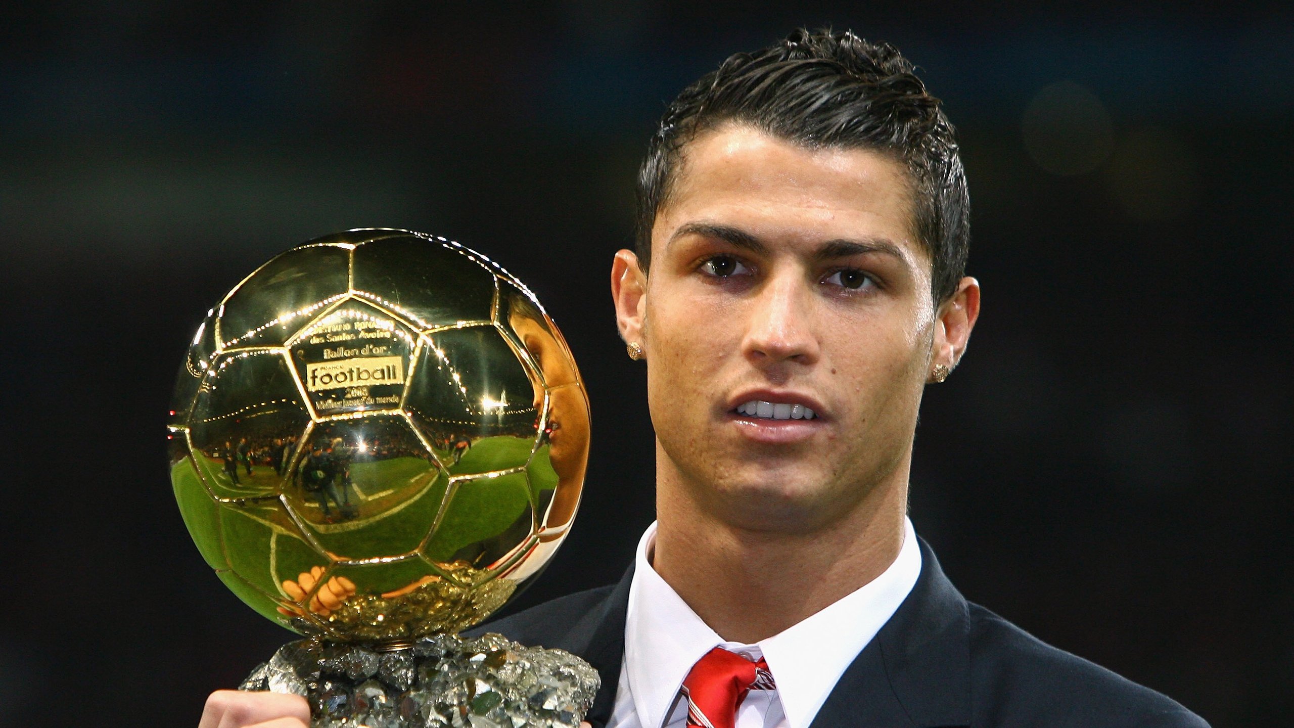 欧冠半决赛焦点战启示录，湖人式强压如何统治赛场